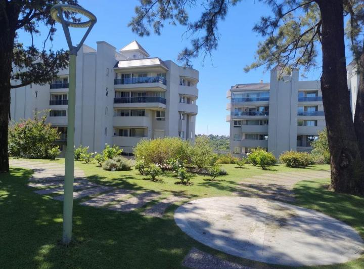 Departamento · 145m² · 2 Dormitorios · 1 Cochera