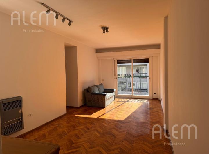 Departamento · 79m² · 4 Ambientes · 1 Cochera