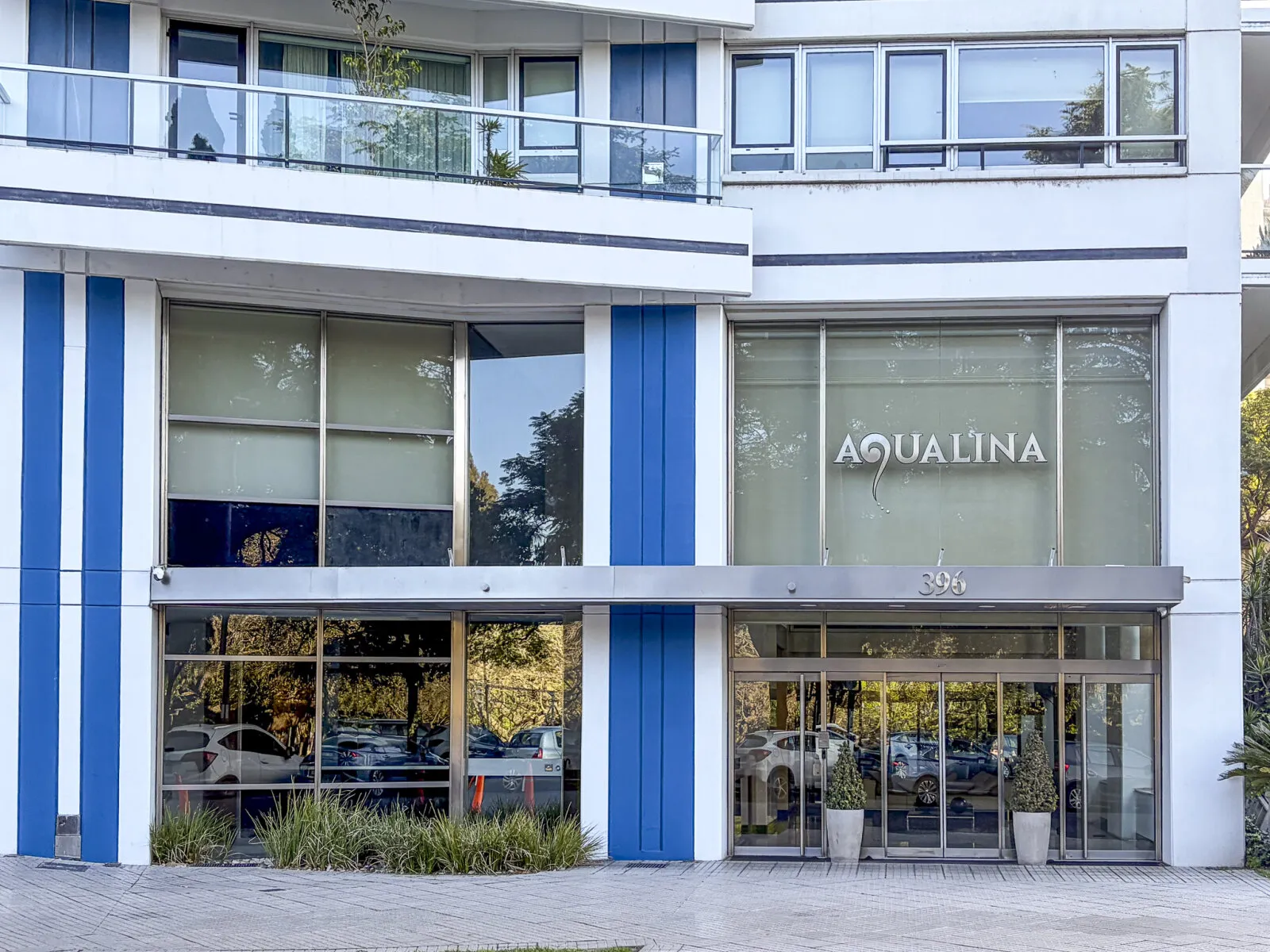 VENTA DEPTO 4 DORMITORIOS CON COCHERA -VISTA AL RÍO- AQUALINA