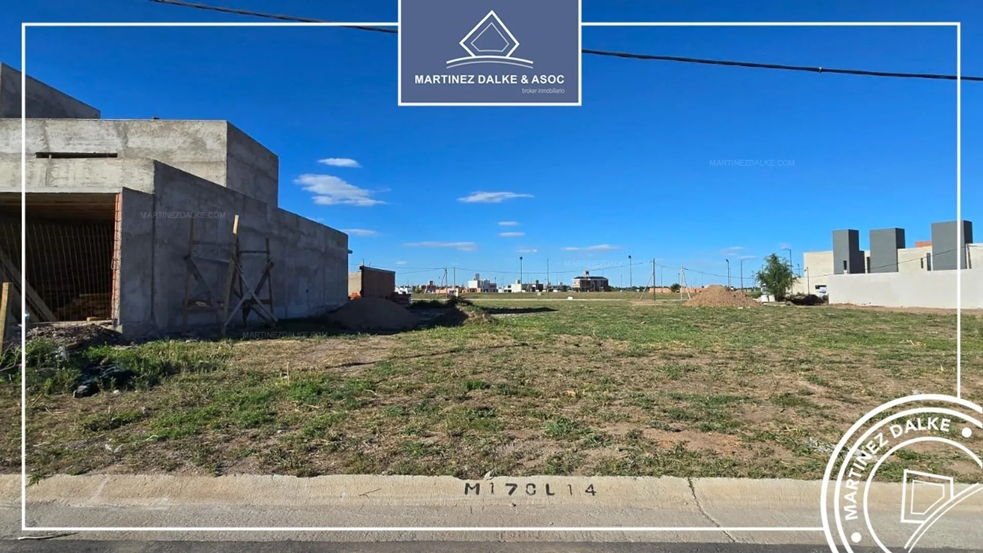 POSESESION INMEDIATA -  600M2 - APTO 6 UNIDADES - HOUSING