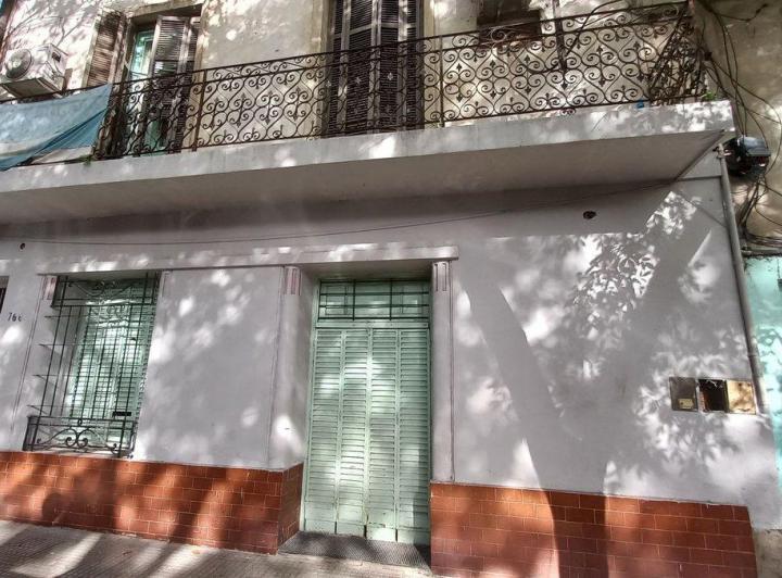 Casa · 180m² · 5 Ambientes