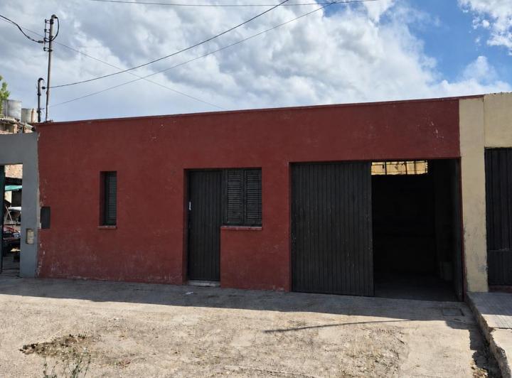 Bodega-Galpón · 170m²