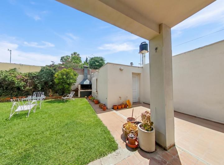 Casa · 126m² · 5 Ambientes · 2 Cocheras
