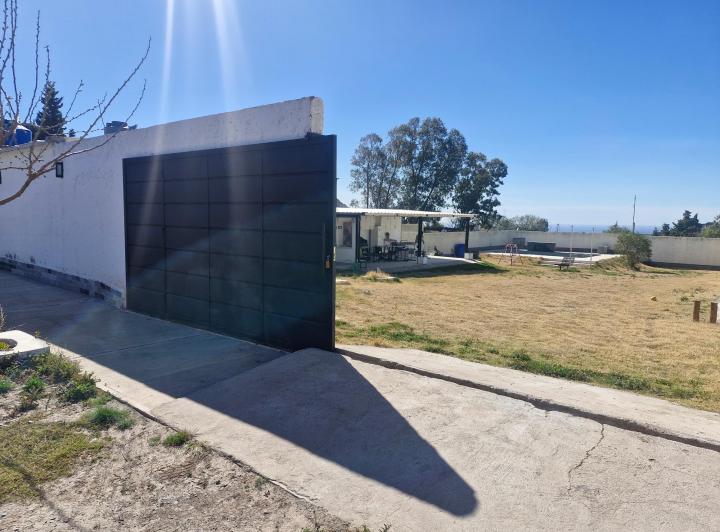 Terreno · 800m² · 3 Ambientes