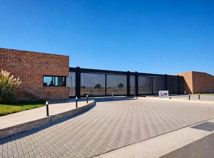 Terreno · 300m²