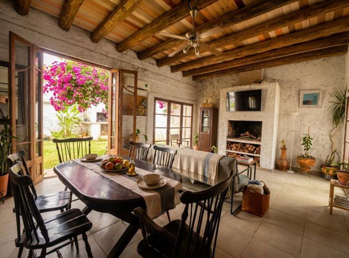 Casa · 120m² · 7 Ambientes · 2 Cocheras