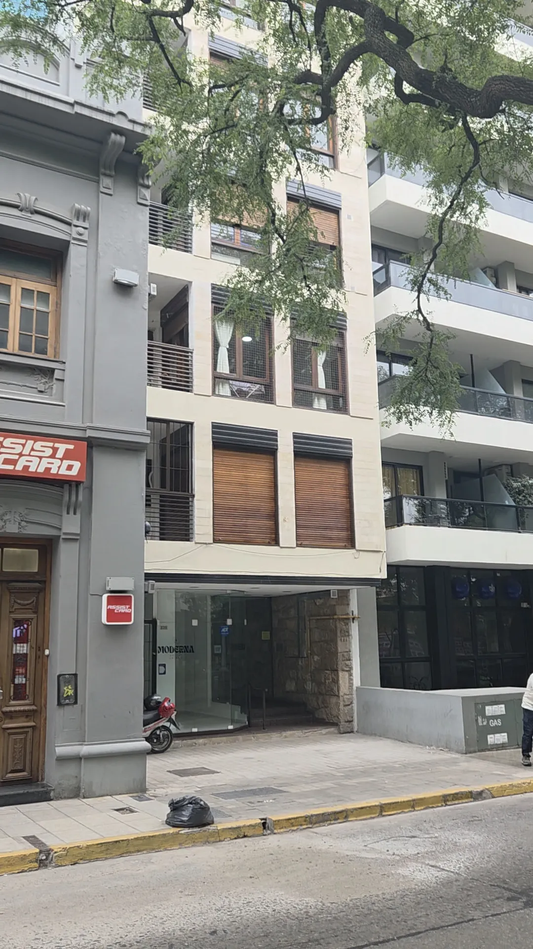 CAÑADA ALQUILER 2 DORMITORIOS (PISO ENTERO) 2 BAÑOS $ 890.000 + IMP