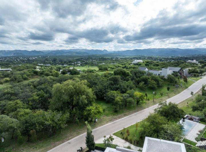 Terreno · 1432m²