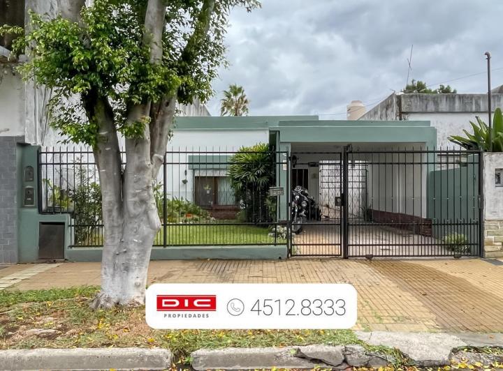 Casa · 173m² · 6 Ambientes · 2 Cocheras