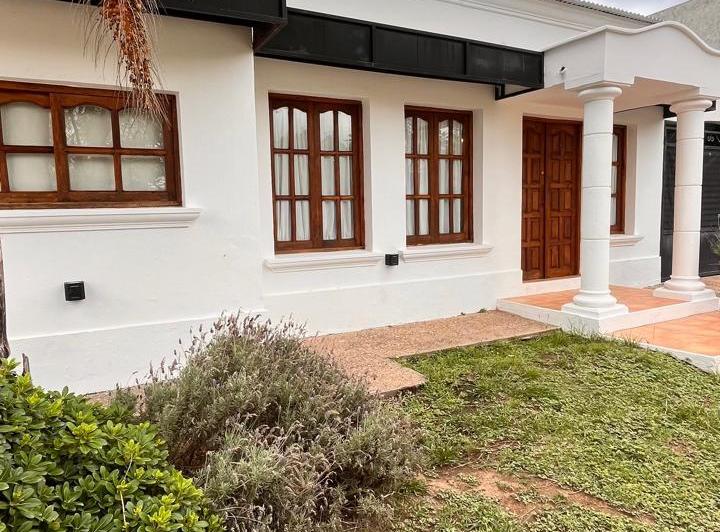 Casa · 150m² · 2 Dormitorios · 1 Cochera