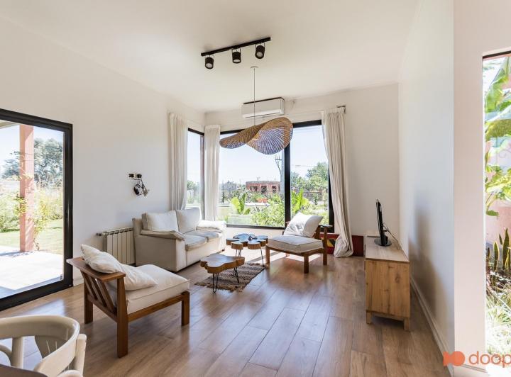 Casa · 125m² · 4 Ambientes · 2 Cocheras