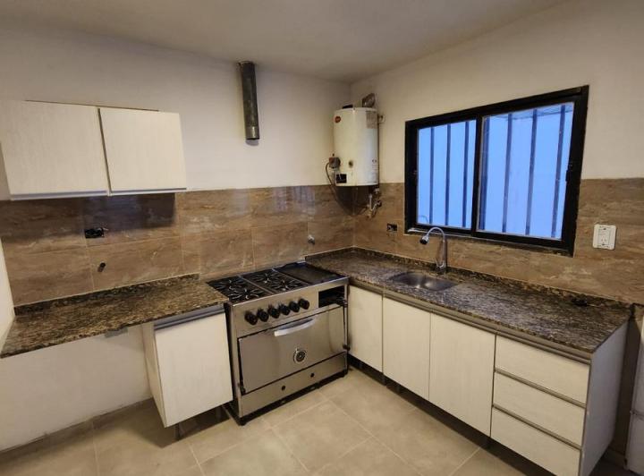 Departamento · 130m² · 3 Ambientes · 1 Cochera