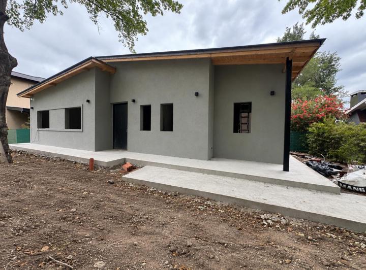 Casa · 156m² · 5 Ambientes · 2 Cocheras