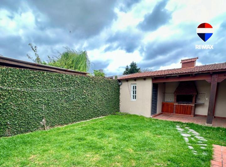 Casa · 160m² · 6 Ambientes · 2 Cocheras
