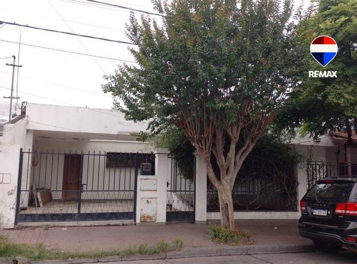 Casa · 100m² · 4 Ambientes · 1 Cochera