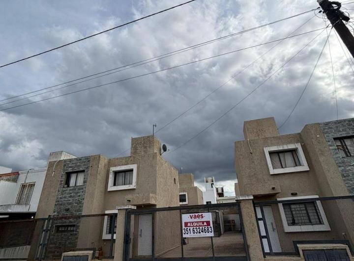 Departamento · 70ha · 4 Ambientes · 2 Cocheras