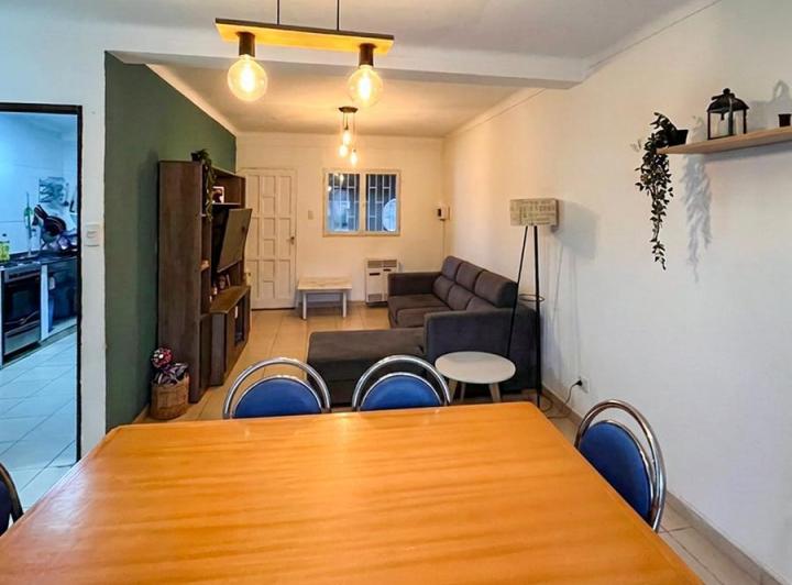 Departamento · 80m² · 5 Ambientes · 1 Cochera