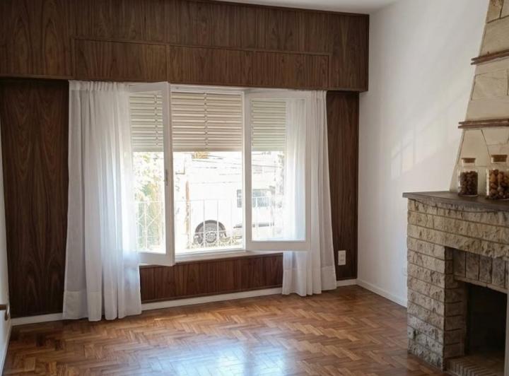 Casa · 90m² · 4 Ambientes · 1 Cochera