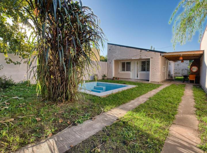 Casa · 60m² · 3 Ambientes · 1 Cochera
