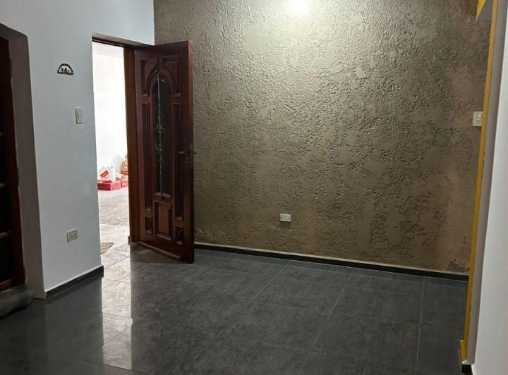Casa · 220m² · 6 Ambientes · 2 Cocheras