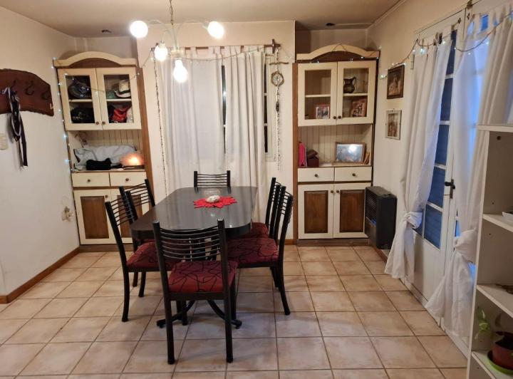 Casa · 136m² · 6 Ambientes · 1 Cochera