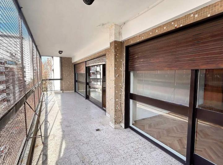Departamento · 130m² · 4 Ambientes · 1 Cochera