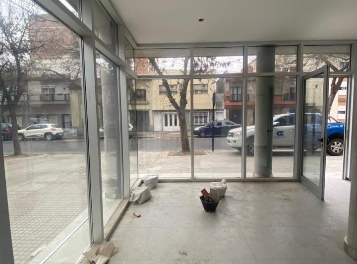 Local comercial · 58m²