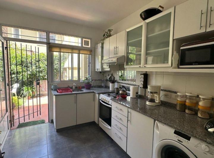 Casa · 98m² · 4 Ambientes · 1 Cochera
