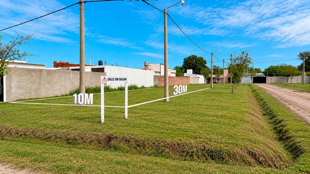 TERRENO EN VENTA EN RECONQUISTA- LOS NARANJOS