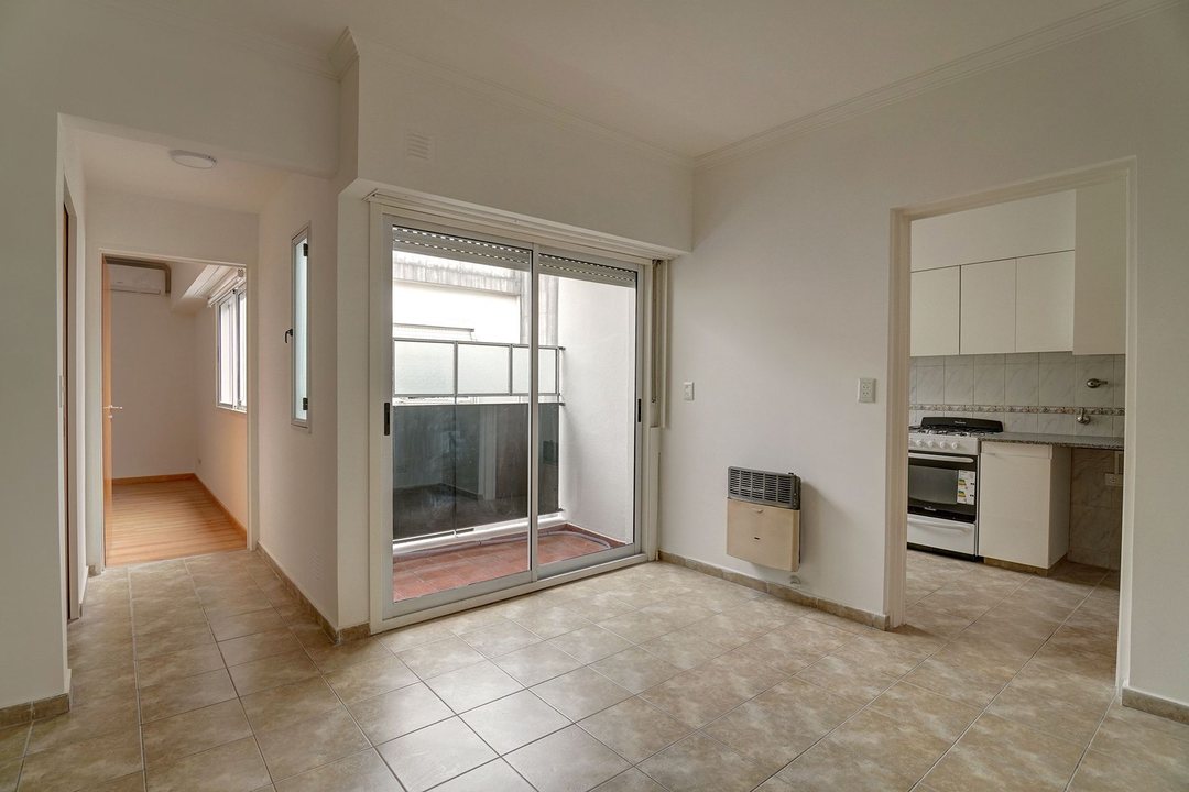 VENTA DEPARTAMENTO 2 AMB CON BALCON VILLA DEVOTO