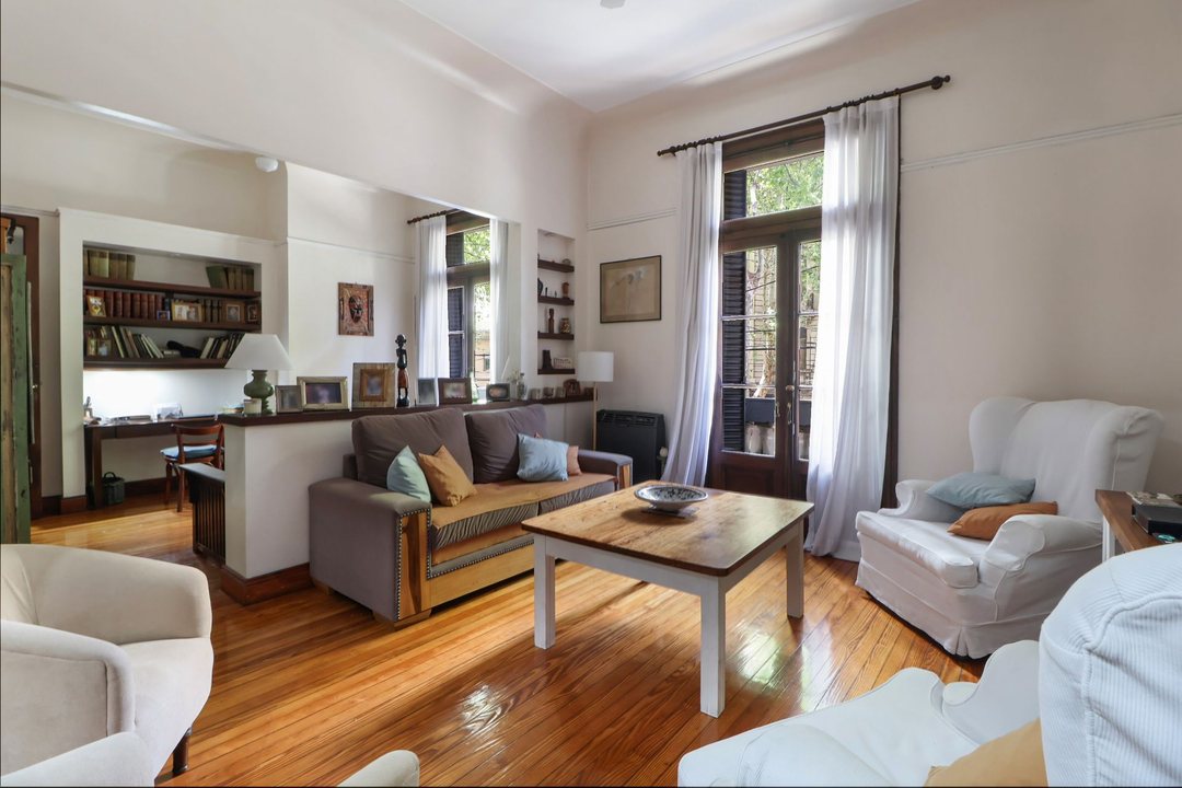 VENTA 3 amb + escritorio Barracas Edificio Frances