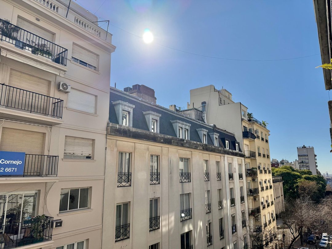 VENTA DEPARTAMENTO CUATRO AMBIENTES RECOLETA