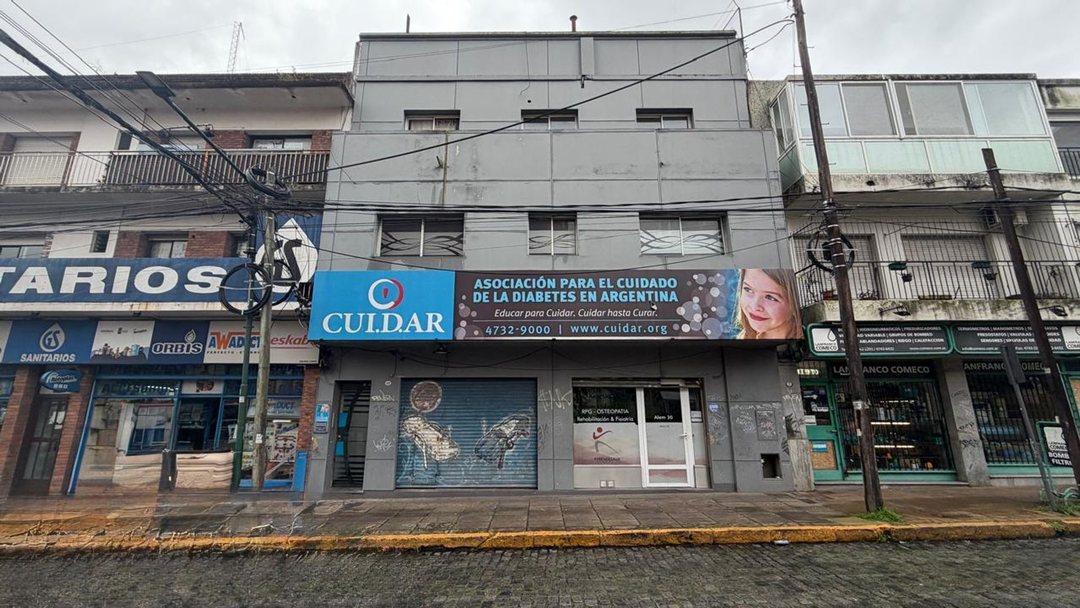 Venta Local / oficina con terraza en San Isidro