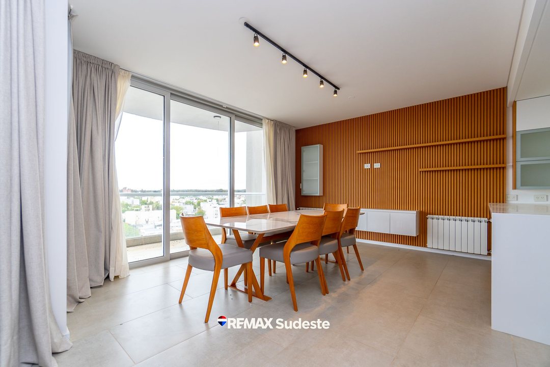 VENTA SEMIPISO 3 DORMITORIOS ZONA