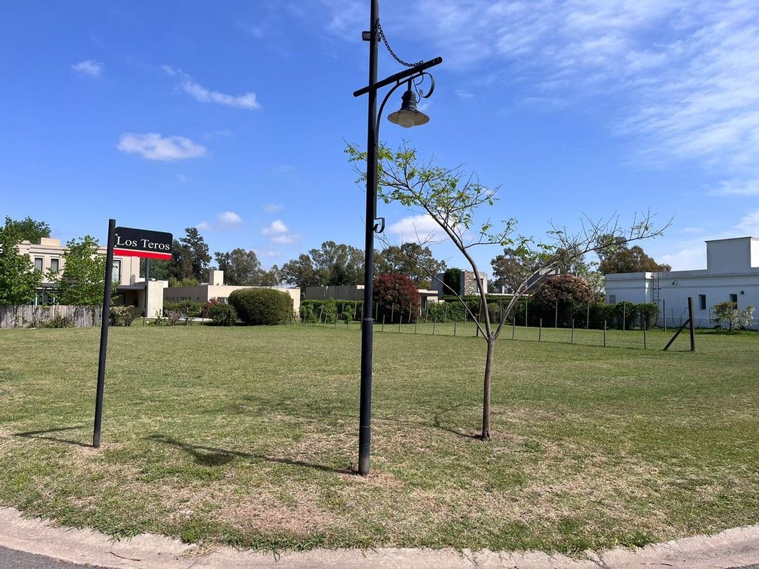 LOTE EN VENTA EN PERGAMINO EN BARRIO LA DORMIDA