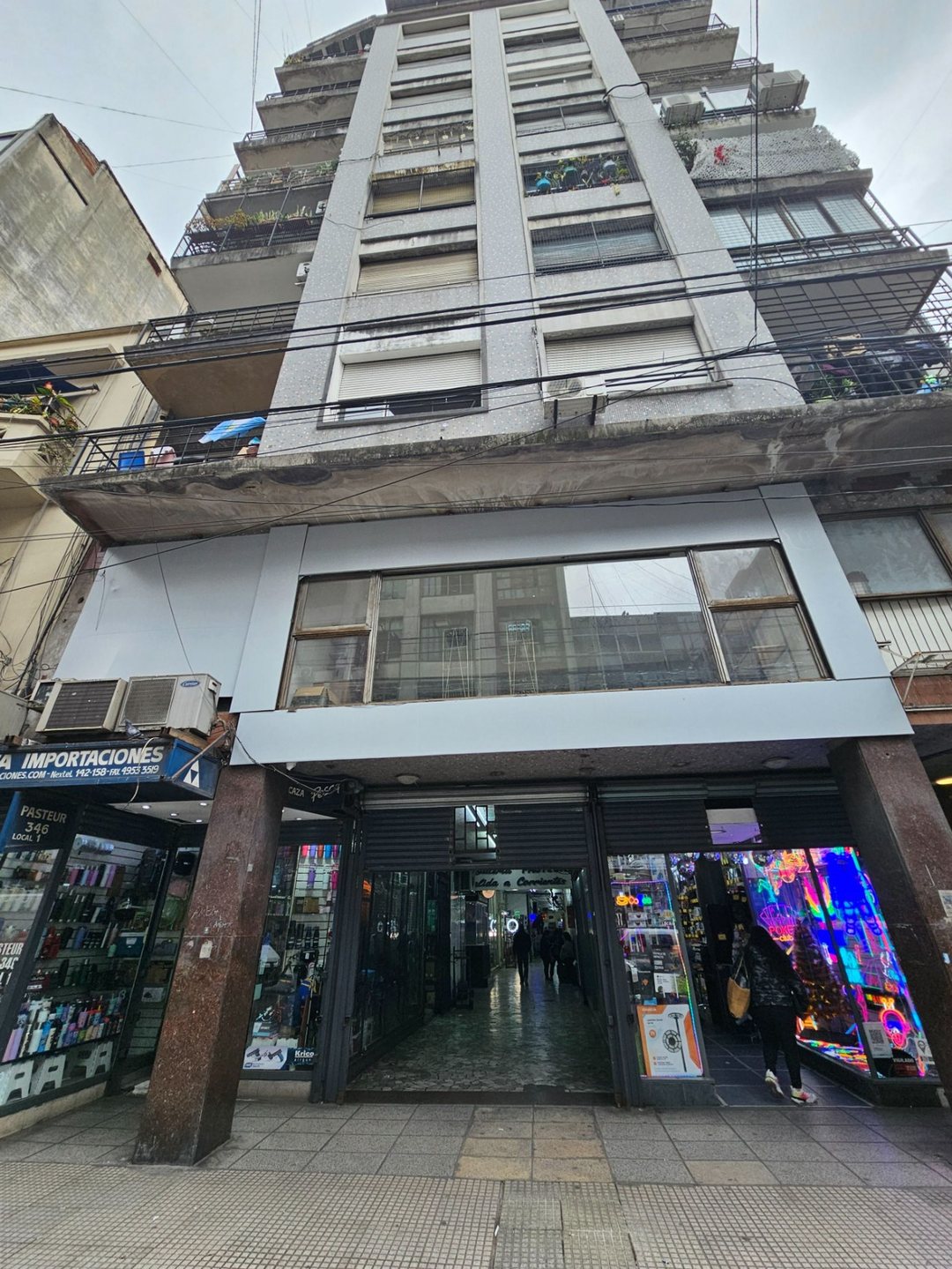 Depósito o local en venta en Once. Ideal para MeLi