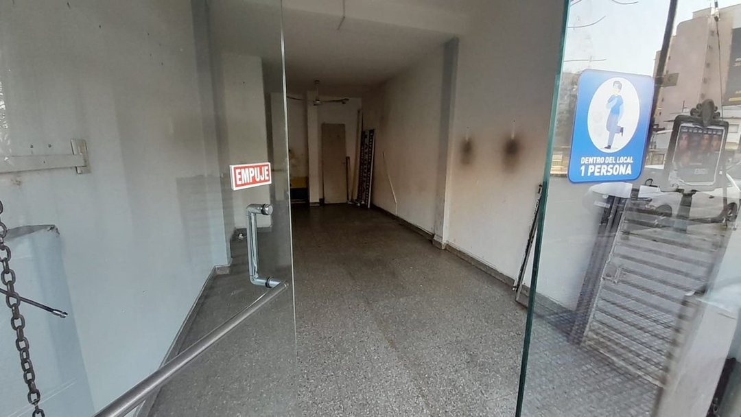 ALQUILER LOCAL COMERCIAL EXCELENTE ESTADO
