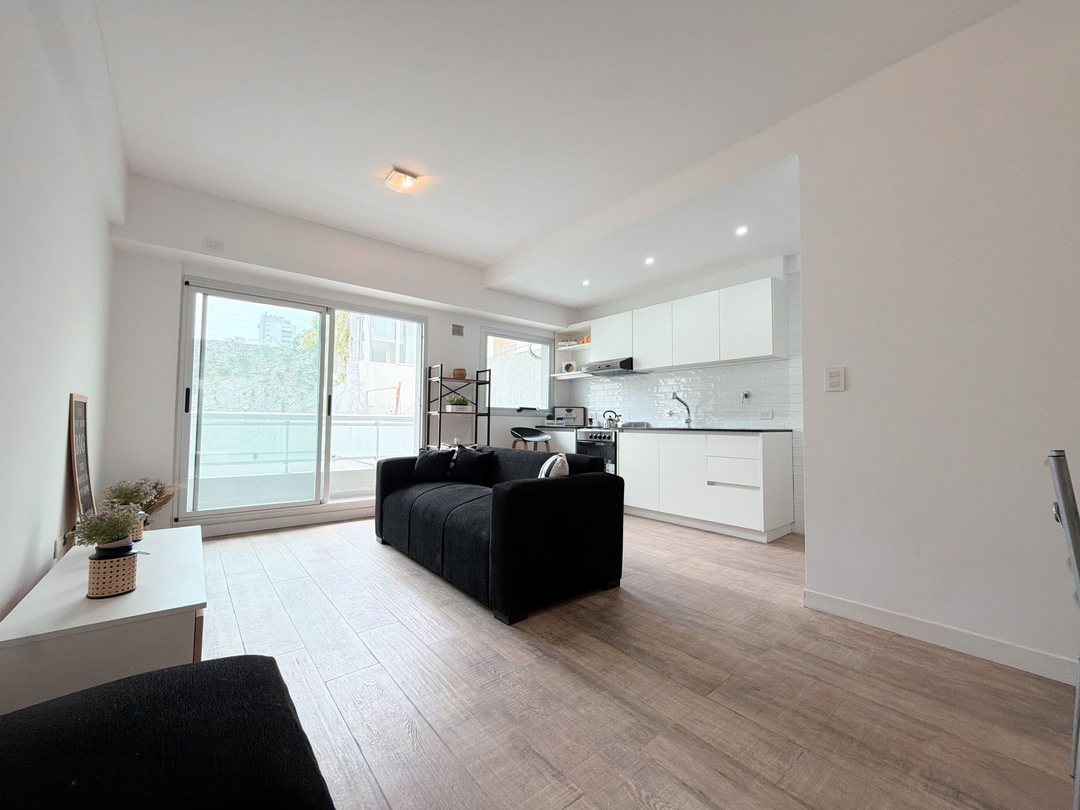 Venta 2 Ambientes con Patio y Balcón en Núñez!