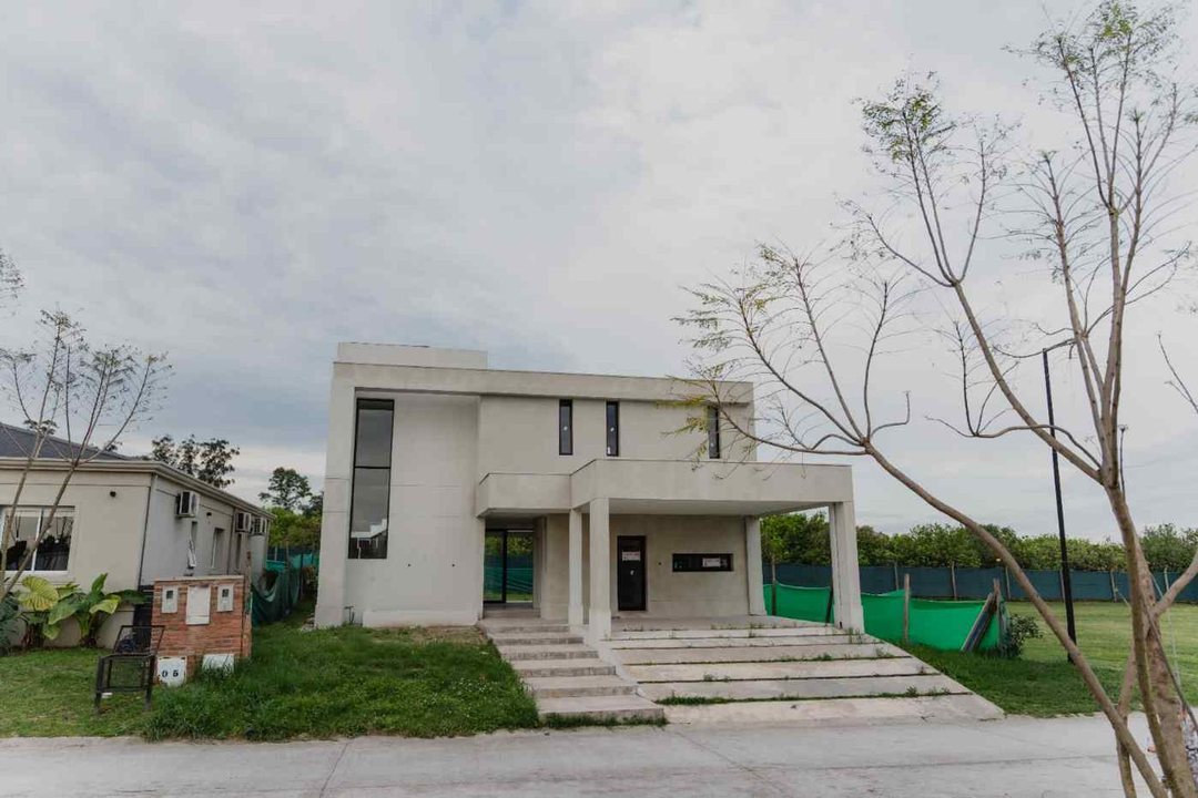 VENTA CASA 3 DORMITORIOS ALTO VERDE 3 A ESTRENAR