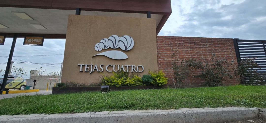 VENTA LOTE TEJAS 4 - ETAPA 2  - CENTRAL 350 m2