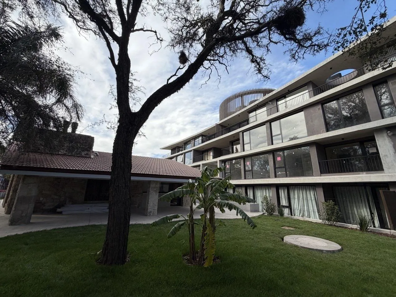 VENTA EXCLUSIVO DEPARTAMENTO A ESTRENAR 3 DORMITORIOS -GRAN TERRAZA PROPIA CON QUINCHO Y ASADOR