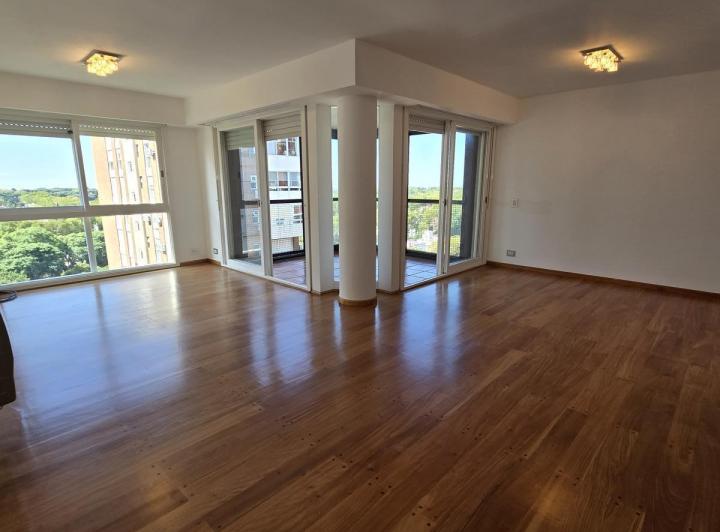 Departamento · 94m² · 4 Ambientes · 1 Cochera