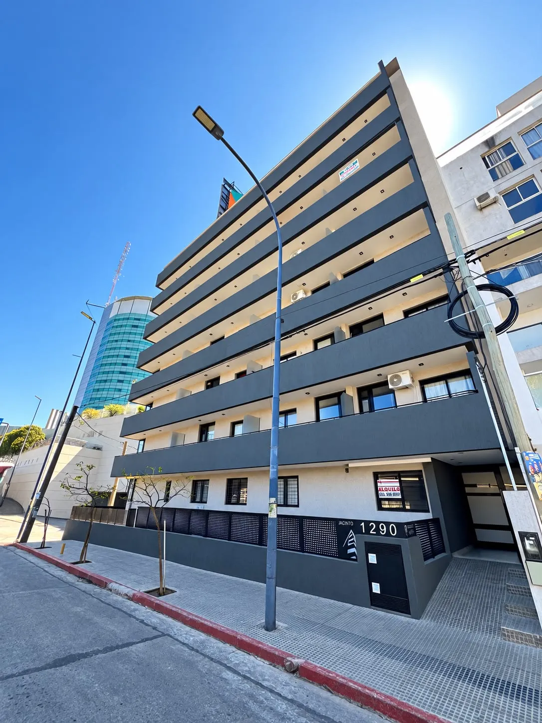 Venta 1 Dorm con balcón a mts del Nvo Centro Shopping