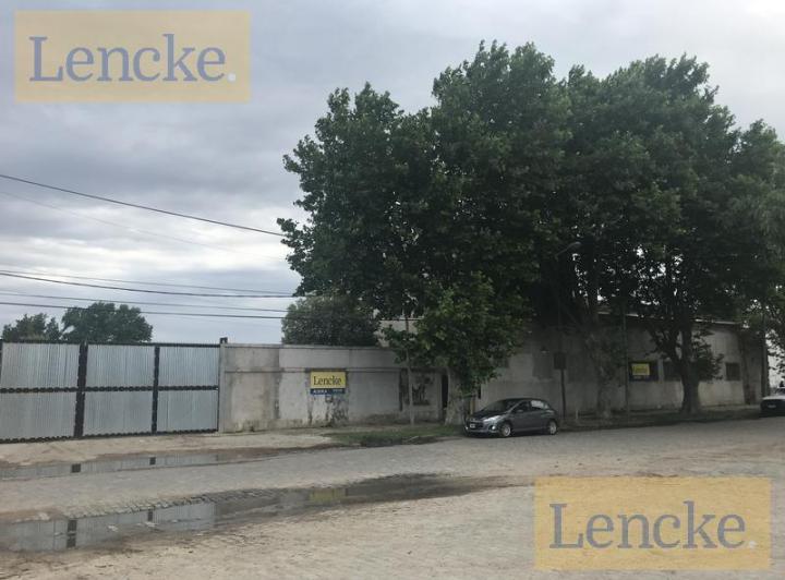 Terreno · 710m² · 6 Ambientes