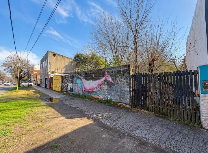 Terreno · 728m²