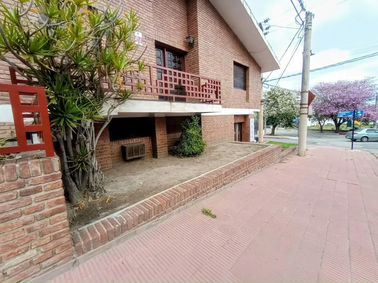 ALQUILER CASA Bº PARQUE SAN VICENTE