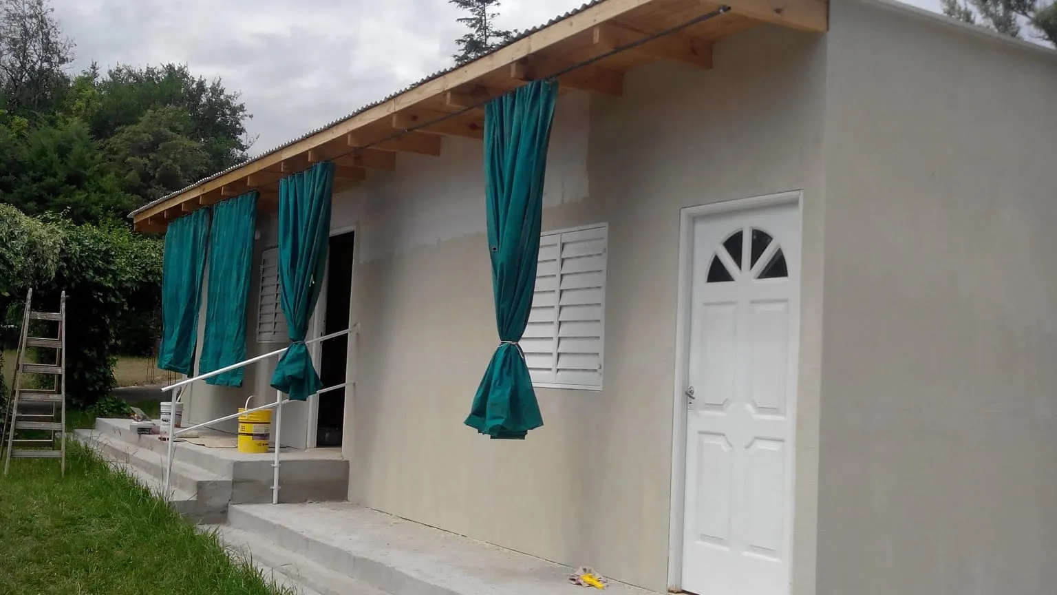 🏡 Villa La Bolsa: Casa + Cabañas, Pileta y Permuta 🚘🔑