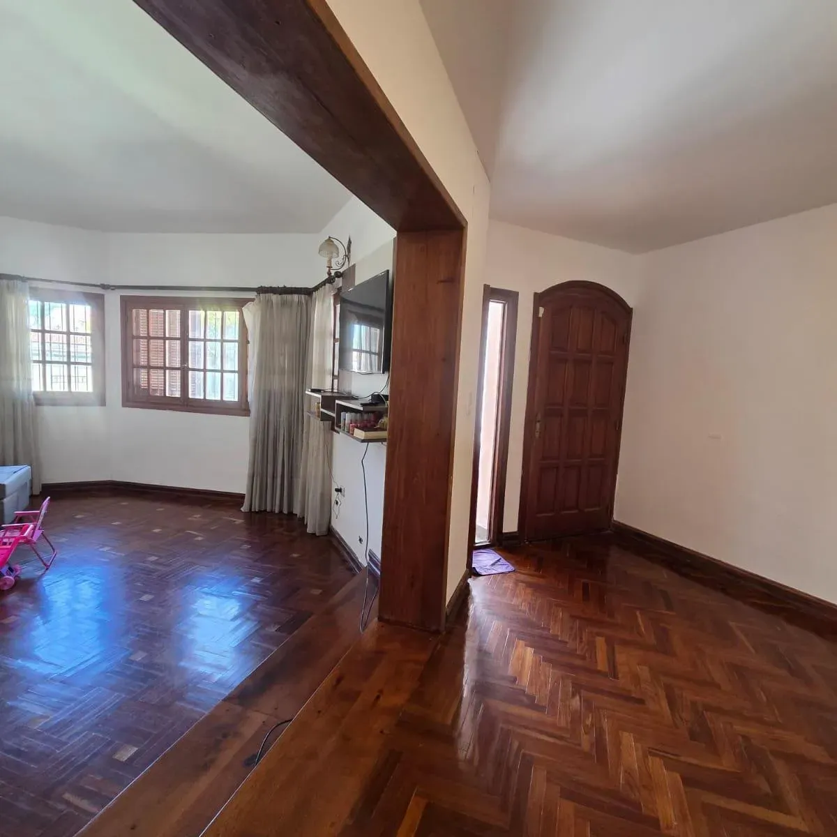 CASA EN VENTA RESIDENCIAL VELEZ SARFIELD 2 DORM.