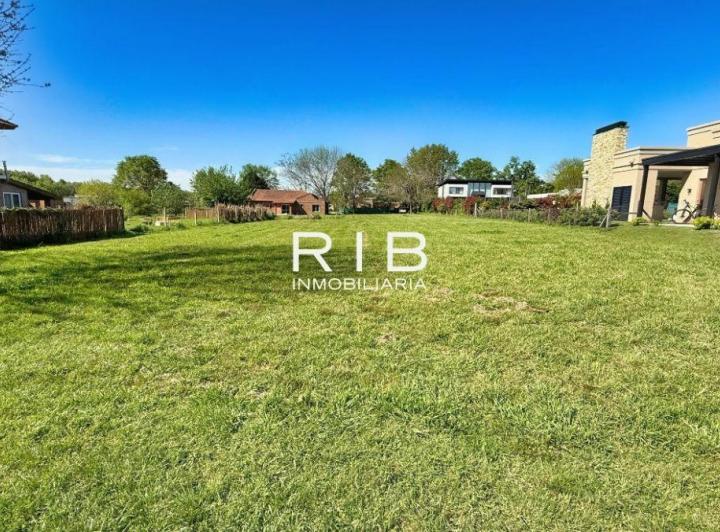 Terreno · 1011m²