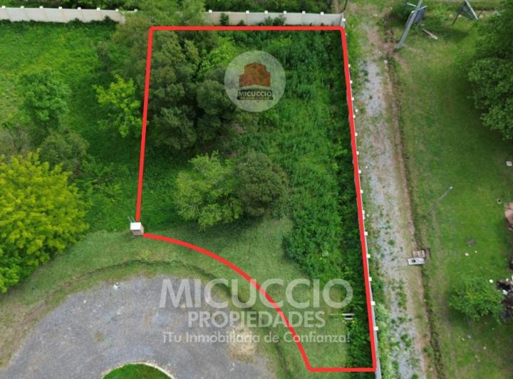 Terreno · 609m²